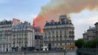 Watch the moment Spire of Notre Dame cathedral collapses due to fire