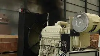 450KW Cummins Generator Set KTA19-G K19DM-T2-550HP Ignition Test