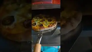 That's amore! Global #Pizza recipes coming soon. #food #shorts #cooking #foodie #usa  #italy