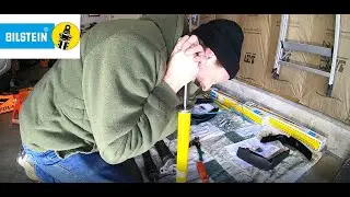 2018 VW GTI SE Ep.337: Installing Bilstein B6 Rear Shock Absorbers