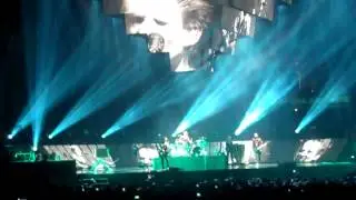 MUSE-Supermassive black hole- Cleveland 2013