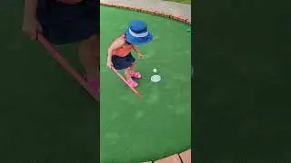 Mini golf #minigolf #toddler #babygirl