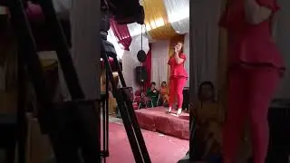Dangdut bugil -UNGKAPAN HATI- *clip