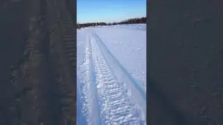 На лыжах. https://www.youtube.com/live/kpY1yGw5V3I?si=k7GShQJo039o-4O8 песня