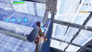 Best iPhone 8 Plus player on FN.1v1ing subs.Epic is FsW mustang