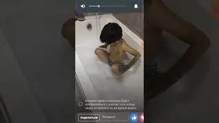 Милый маленький неряшливый мальчик