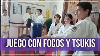 Juego de tsuki con focos para niños