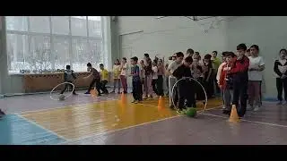 Мухаммад на уроке физкультура