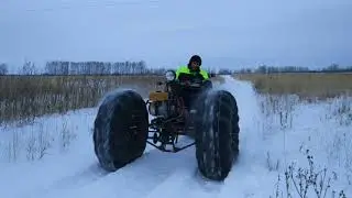 Каракат по рыхлому снегу