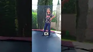 Wer macht die besseren Kunststücke auf dem Trampolin?! 