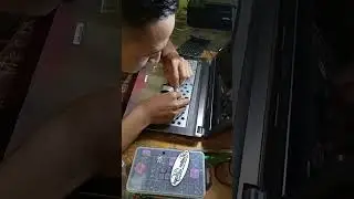 TUTORIAL CARA MENGGANTI KEYBOARD LAPTOP ASUS X44H MUDAH DAN CEPAT