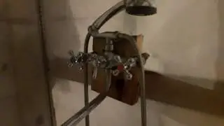 Душевая кабина для строителей.