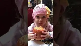 Кафе Пушкин Гум. Первый видео обзор на еду)