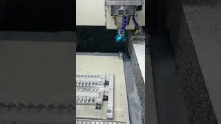 А у меня не глючит датчик высоты инструмента