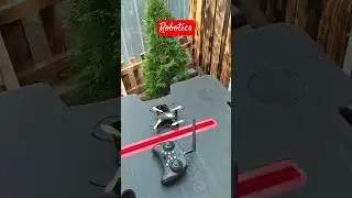 The gyroscope controls the motors of the quadcopter 