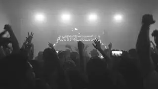 I was invited to DJ at a Techno event...