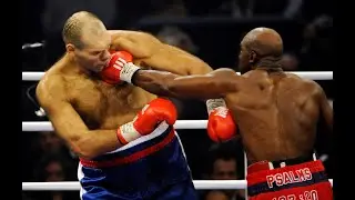 Nikolai Valuev vs Evander Holyfield in 3 minutes - Hardest punches with commentary