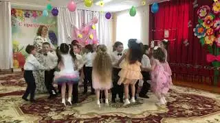 «Озорная полечка» муз. А. Чугайкиной