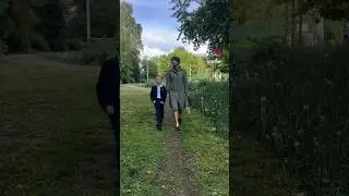А Вы какие моменты помните из детства?)