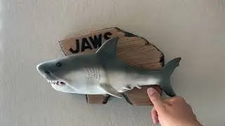“Jaws” the singing shark