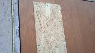 Строительство. Дешевая дверь с помойки