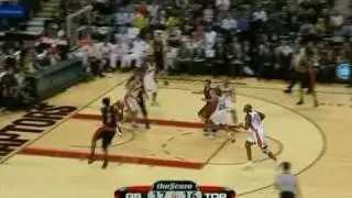 Calderon to Bosh (perfect pick and roll play)