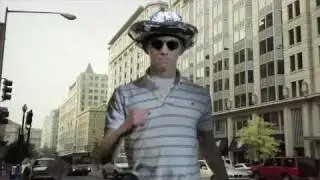 Blink 182 - Aliens Exist (Music Video)