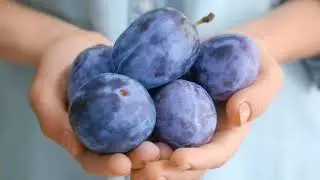 Фрукт для красотыи стройности.
