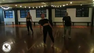 VANESSA FRISCIA | IN MY BLOOD - SHAUN MENDES