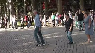 Bilbao   Bailando en la calle