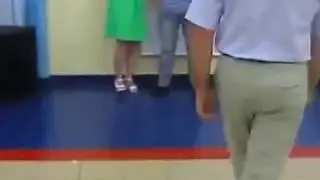 Конкурс  на свадьбе !!! Лопни шарик.
