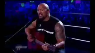 Скала играет на гитаре