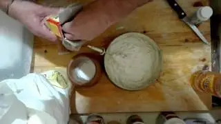 Пышки с клубникой и рулет с корицей