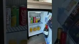 Открыл минибар на вилле на Мальдивах #shorts