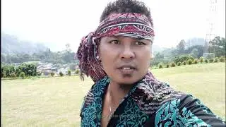 Hatiku bukan pintu besi (cover)Carly G btr2 (permata trio)