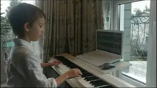 Vasya. Чтение нот с листа на 4 презентации: Дж.Бастиен 