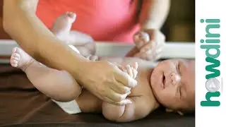 How to change a baby's nappy