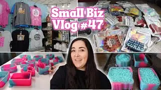 Small Business Vlog #47 Packing Orders / Making + Decorating Freshies / Restocking Products in Store
