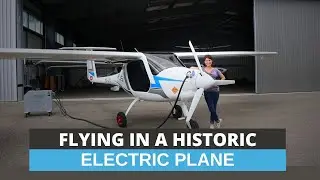 FLYING in a Historic ELECTRIC PLANE [English Sub]
