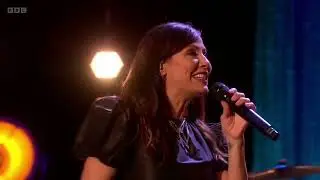 Natalie Imbruglia - Nothing Missing (Live Graham Norton 2022)