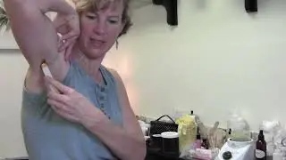 Sugaring Your Own Underarms Ball Method and Stick Method - My Gold Sugar - Vadazzle.com