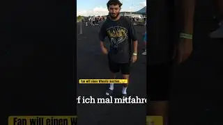 Achtet mal auf seine Schuhe!😂 