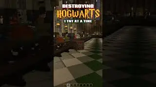 Destroying HOGWARTS 1 TNT At A Time #minecraftshorts #minecraft #minecrafthogwarts