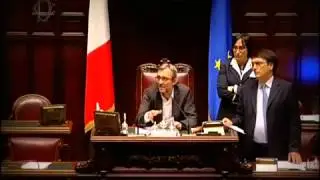 Di Battista - Di Stefano  Dittatura a Montecitorio. Napolitano non si può criticare!