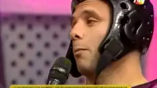 Jenko y Mario Hart discuten Combate