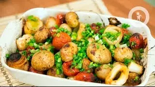 Печеный картофель с овощами