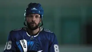 BeSUPREME   Kucherov Ice Sculpture