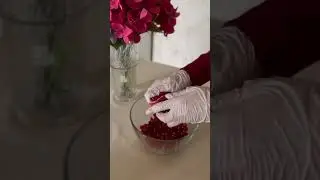 Тренд в кондитерке Гранат в шоколаде