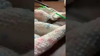 Live highlight from @ibrinigiteveryday knitting and show and tell from @nanamichellecrochets