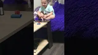 Кому педикюр?)))